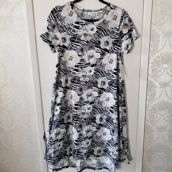 Lularoe  Black & White Floral Carly - Picture 3 of 4
